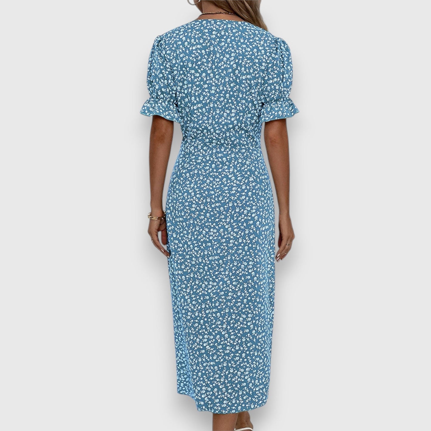 Tessina – Elegancka Kwiatowa Sukienka