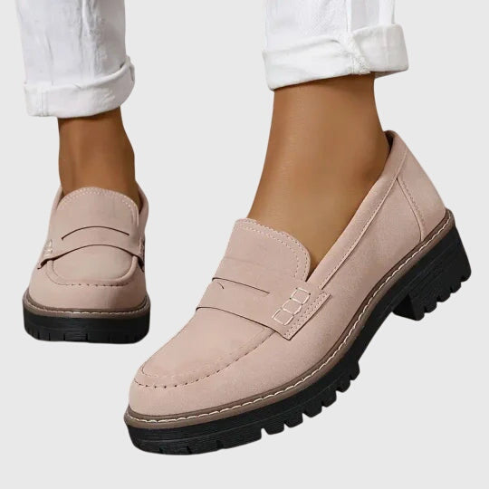 Destiny™ | Ponadczasowe zamszowe loafersy